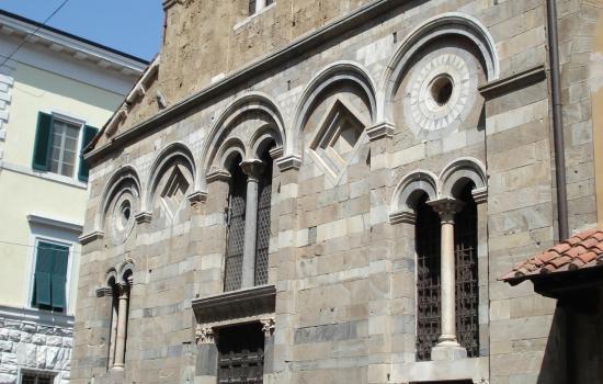 Facciata - Chiesa di San Pietro in Vincoli (P. Fisicaro)