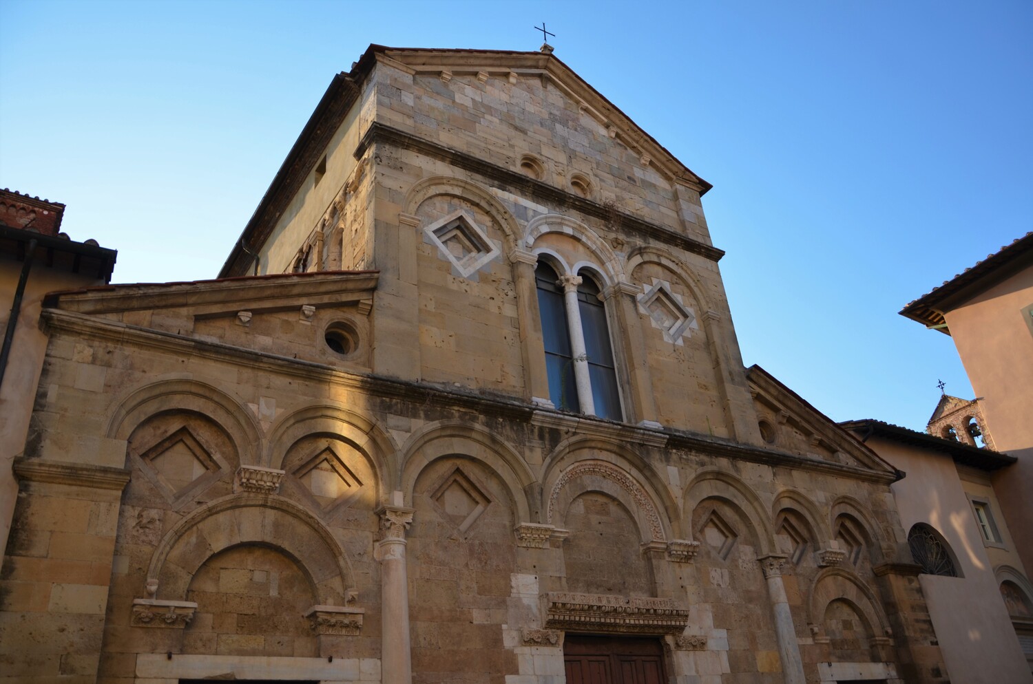 Facciata - Chiesa di San Frediano (Lara Corevi)