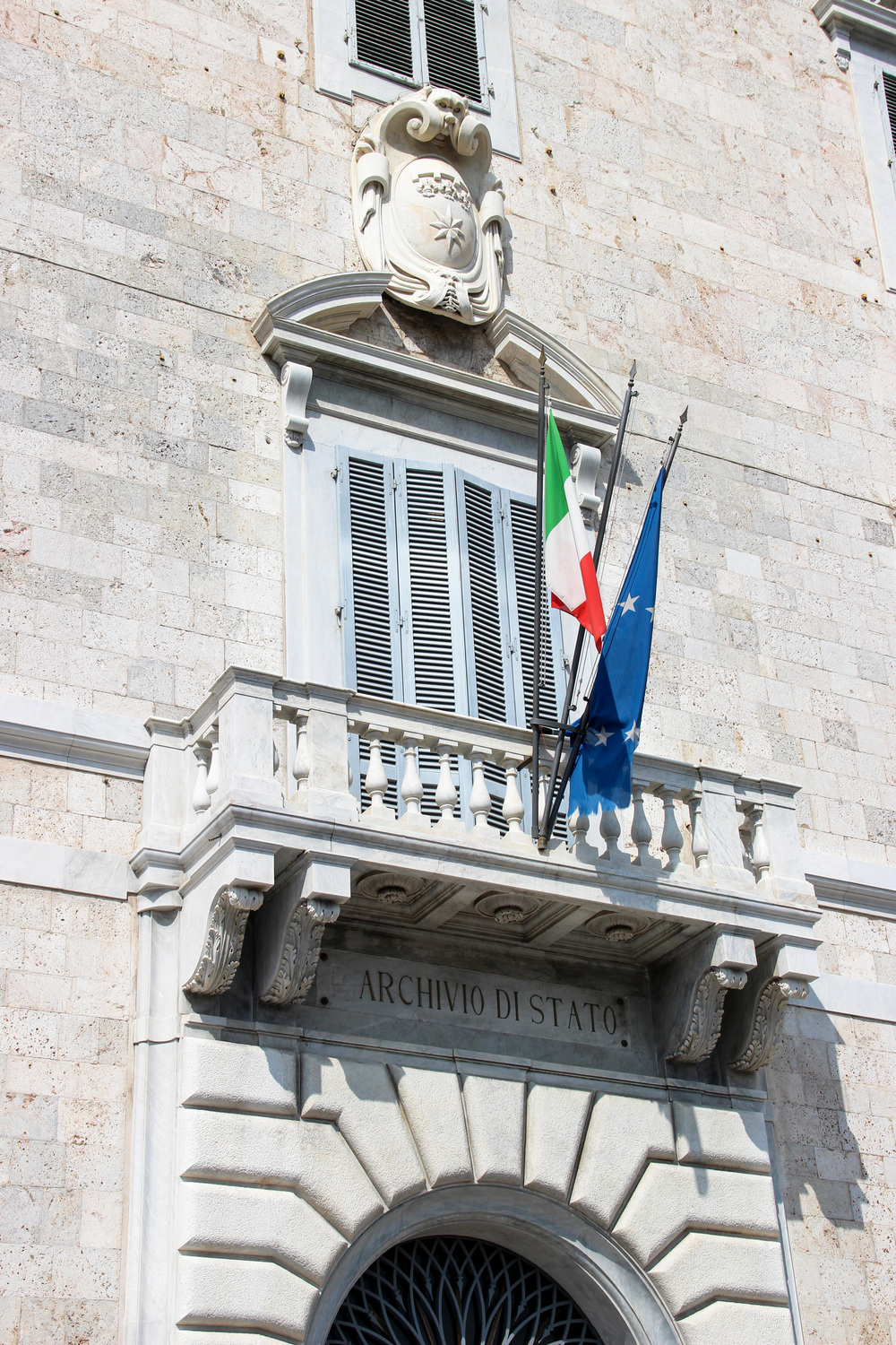 Entrata Palazzo Toscanelli _ Archivio di Stato (G. Bettini, Comune di Pisa)