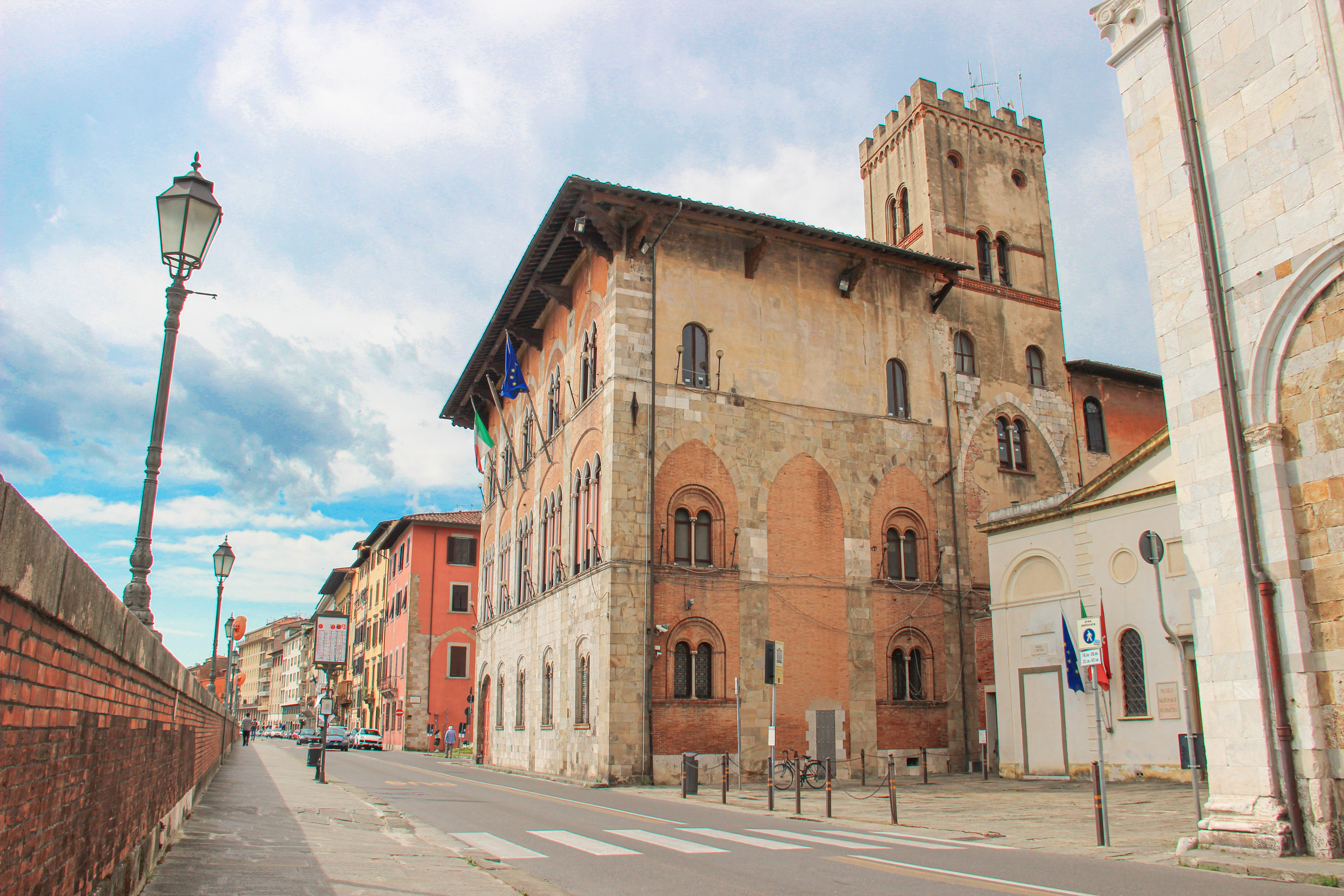 Ristrutturazione neo gotica - Palazzo Vecchio de’ Medici, Prefettura (G. Bettini, Comune di Pisa)