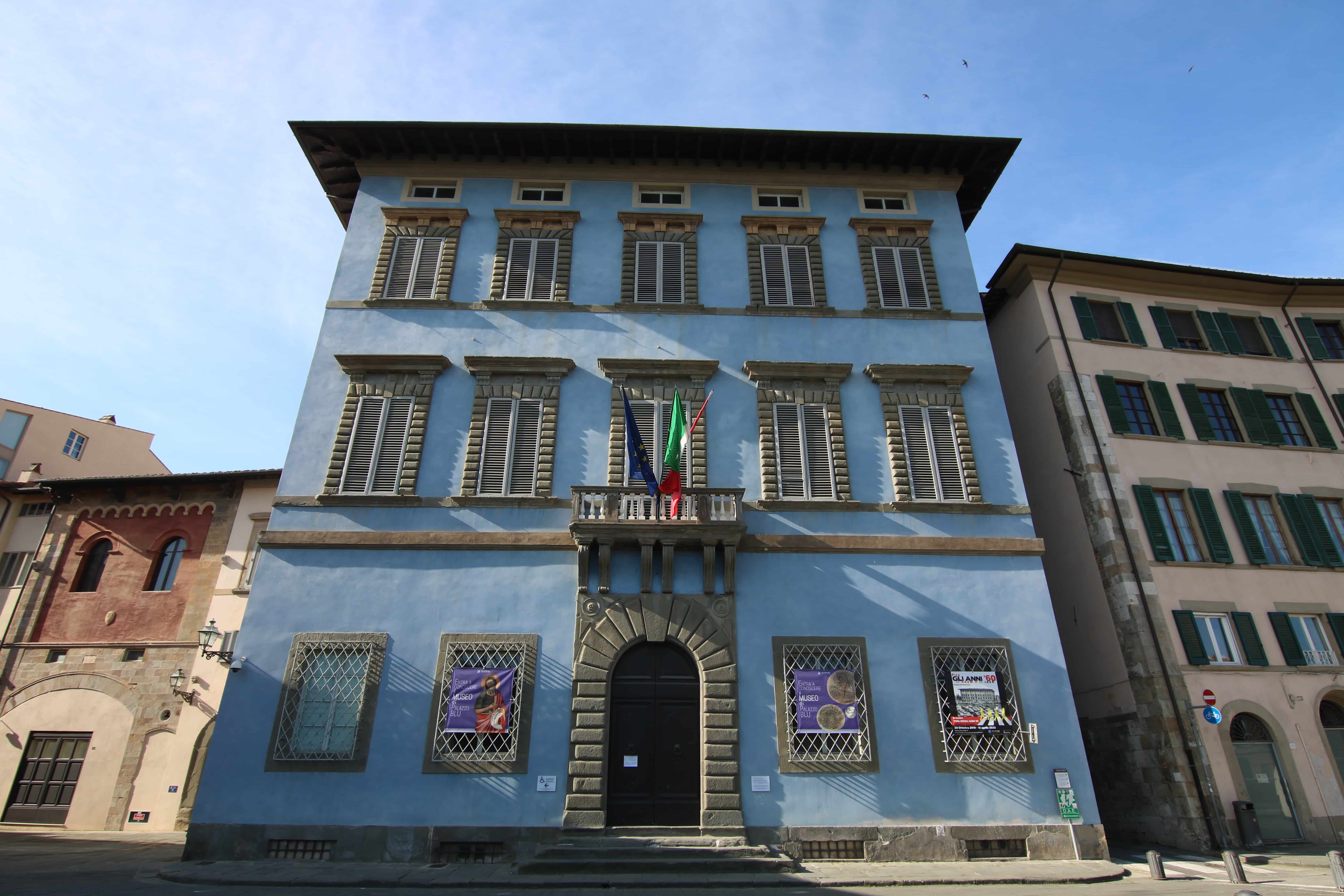 Palazzo Giuli-Rosselmini-Gualandi _ Palazzo Blu
