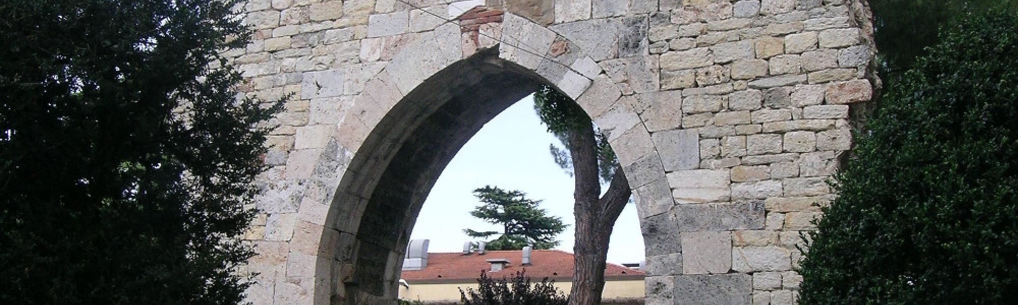 Porta Buoza - Complesso dell’Ospedale Santa Chiara (G. Gattiglia)