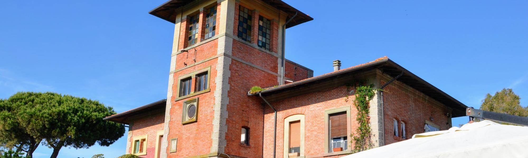 Vecchia stazione elettrica Tirrenia (R. Cardini)