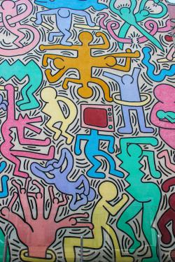 Particolari Murale Tuttomondo, Keith Haring (G. Bettini, Comune di Pisa)