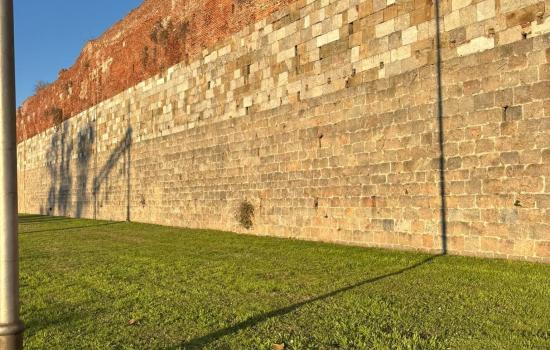 Alla ricerca della Pietra - Mura di Pisa