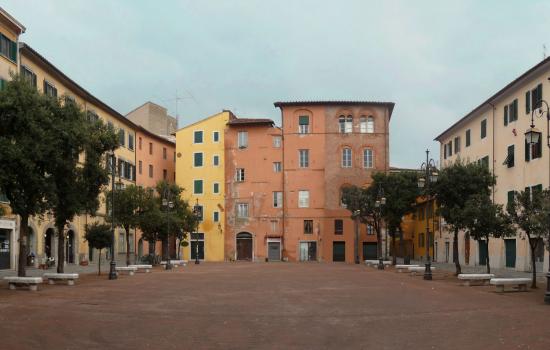 Piazza Chiara Gambacorti e quartiere di Kinzica