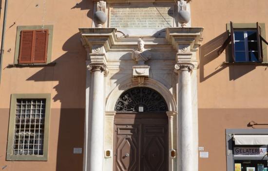 Collegio Ferdinando, via Santa Maria