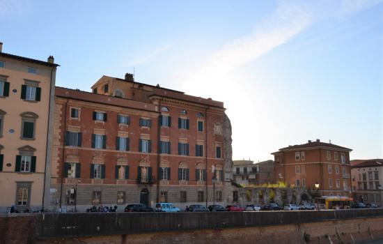 Palazzo Chiesa, lungarno Galilei