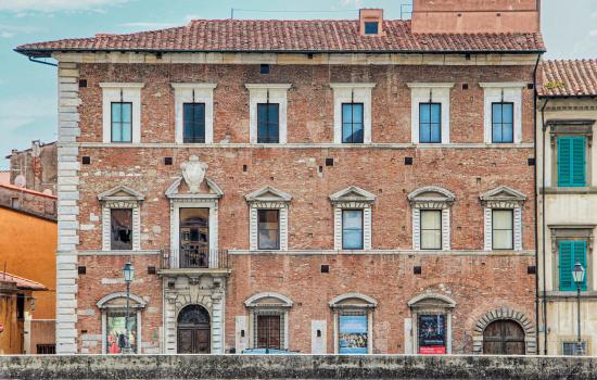 Palazzo Lanfranchi, lungarno Galilei