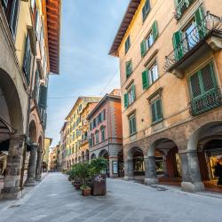 La Storia e lo shopping in centro storico