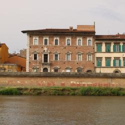 Palazzo Lanfranchi da Scalo Roncioni